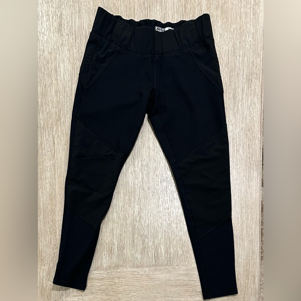5.11 Tactical Black Performance Leggings- Women’s Medium - Picture 4 of 7